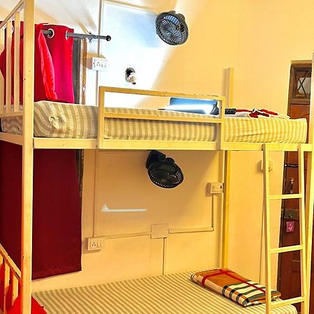 Mitra Hostel Vagator Exteriér fotografie